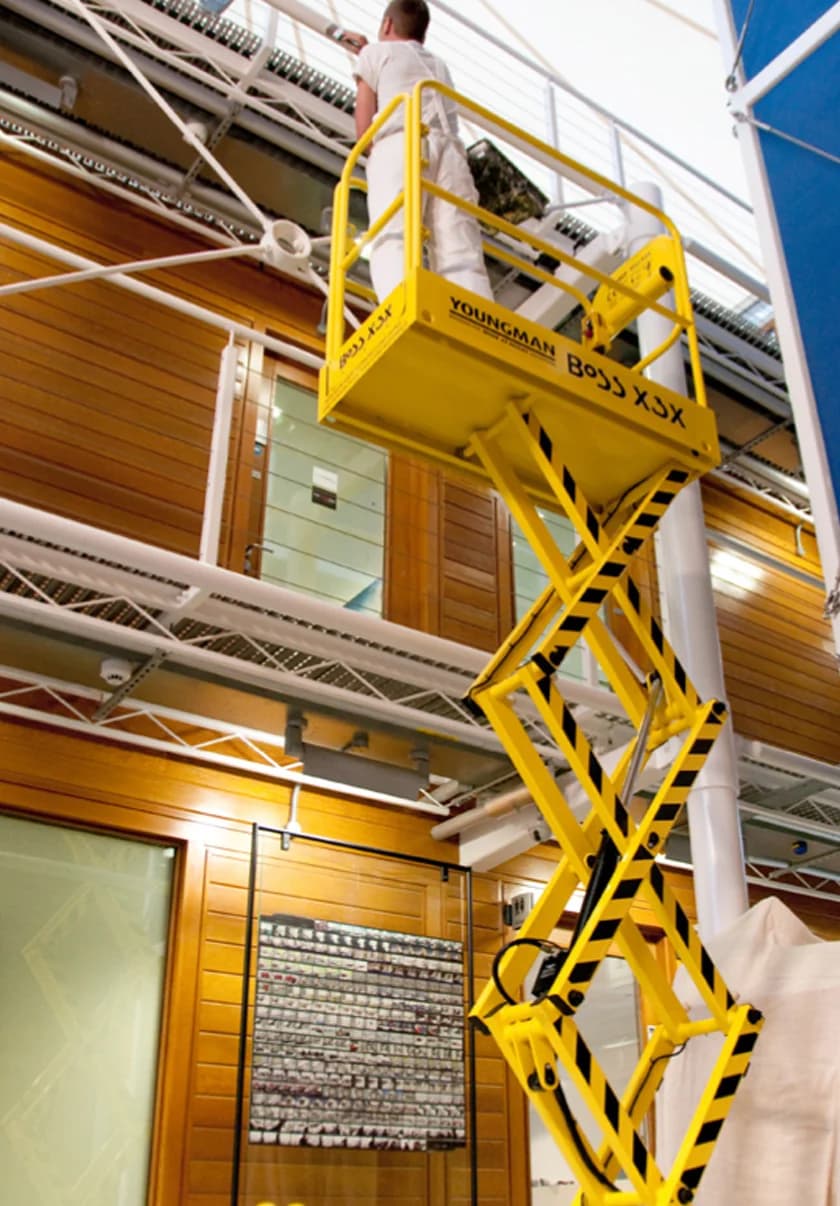5.2m push-around scissor lift