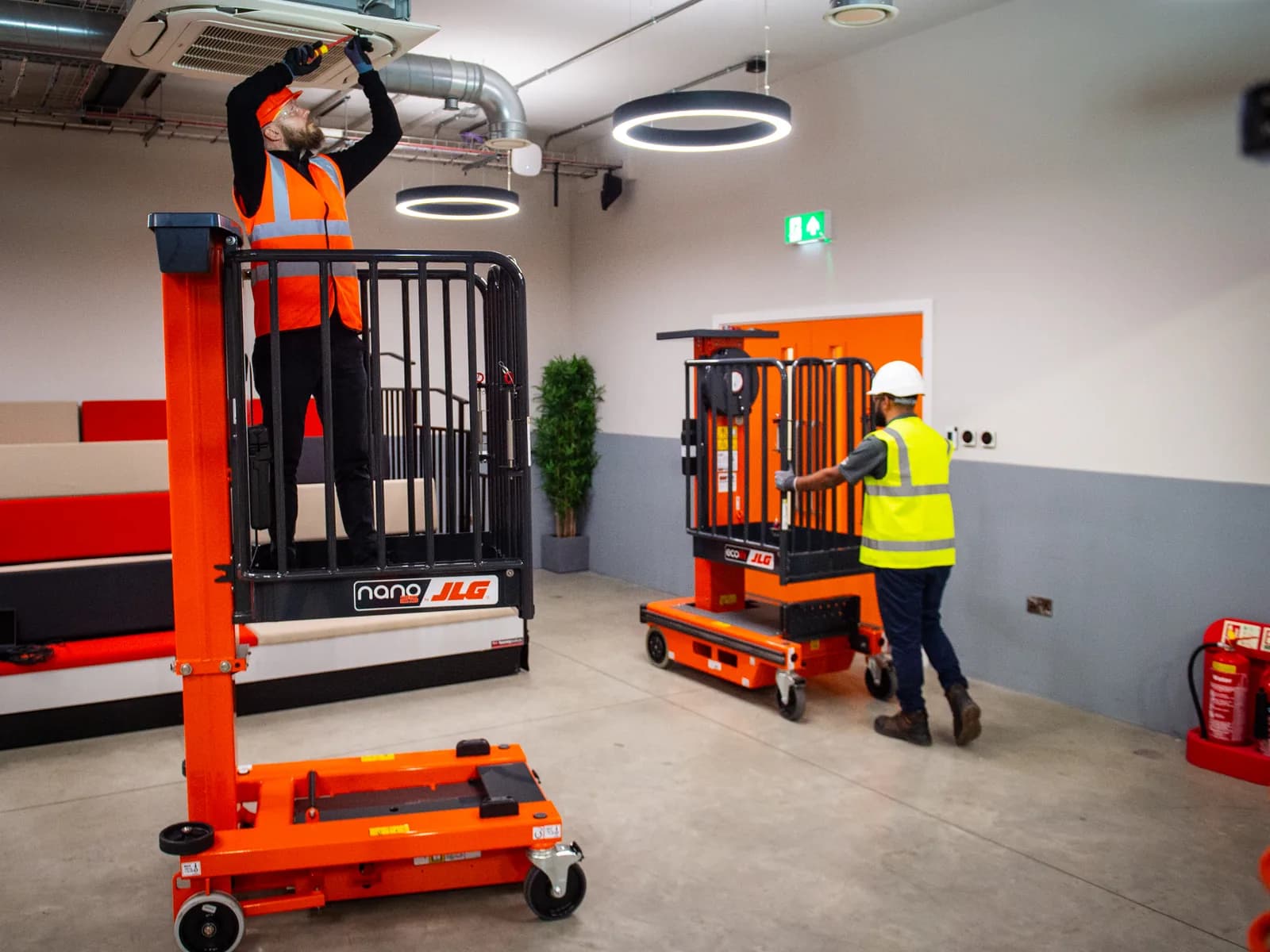 Ecolift 4.2m push-around mast lift