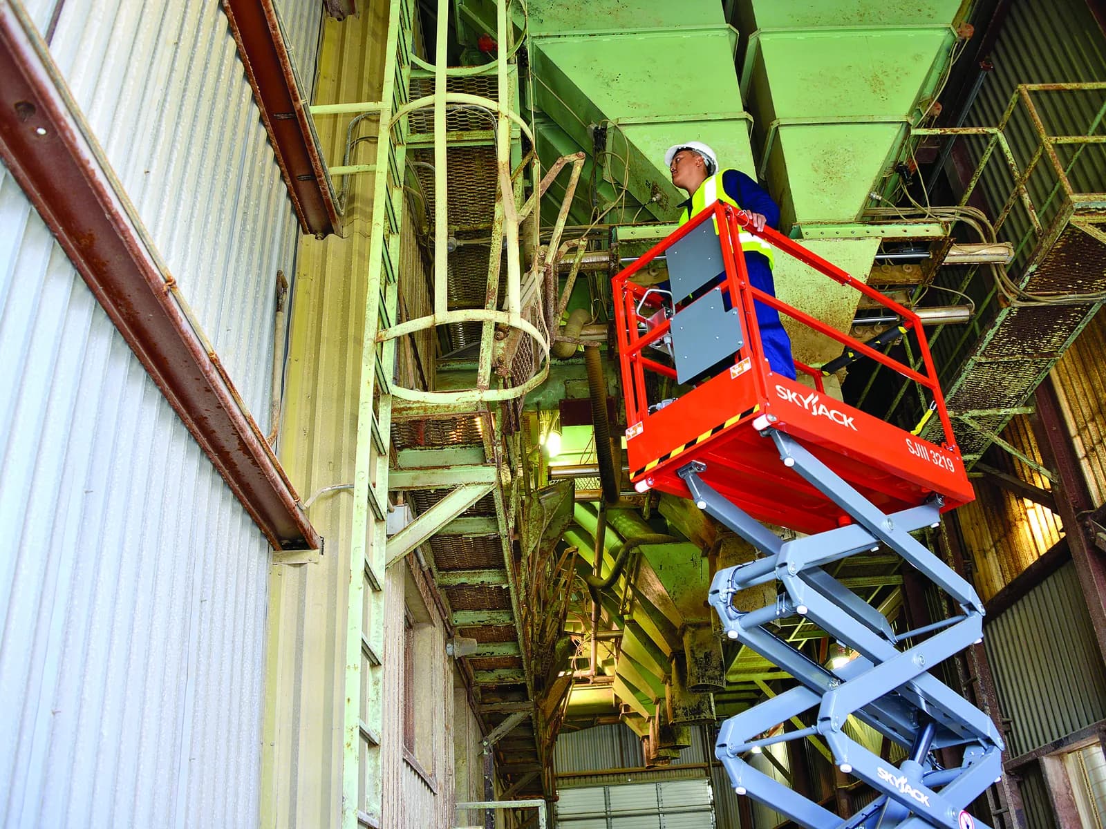 Skyjack SJ3219 electric scissor lift