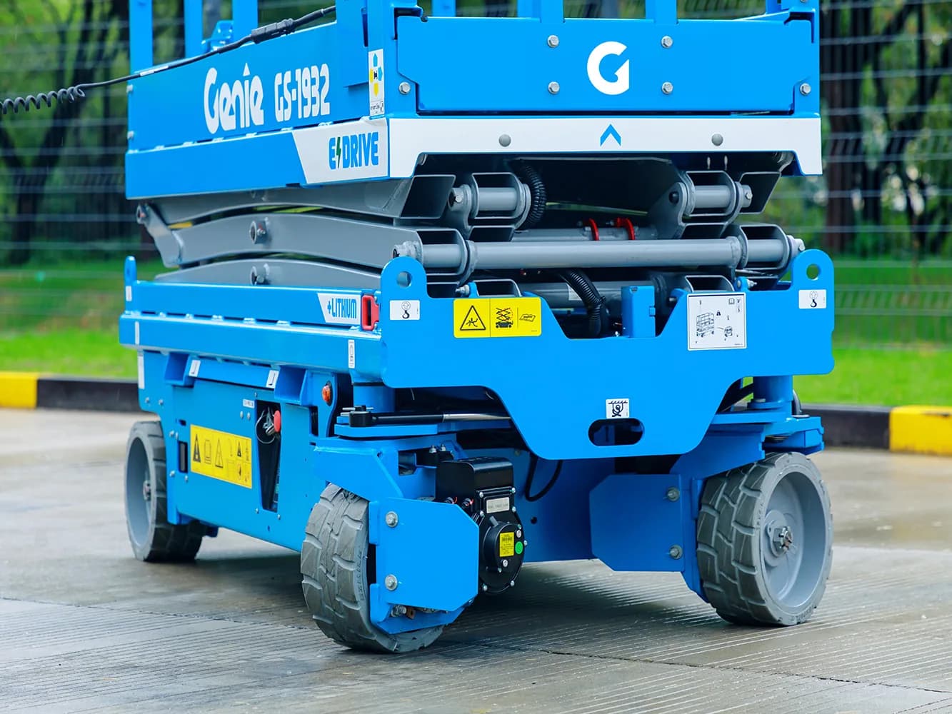 Genie GS-1932 electric scissor lift