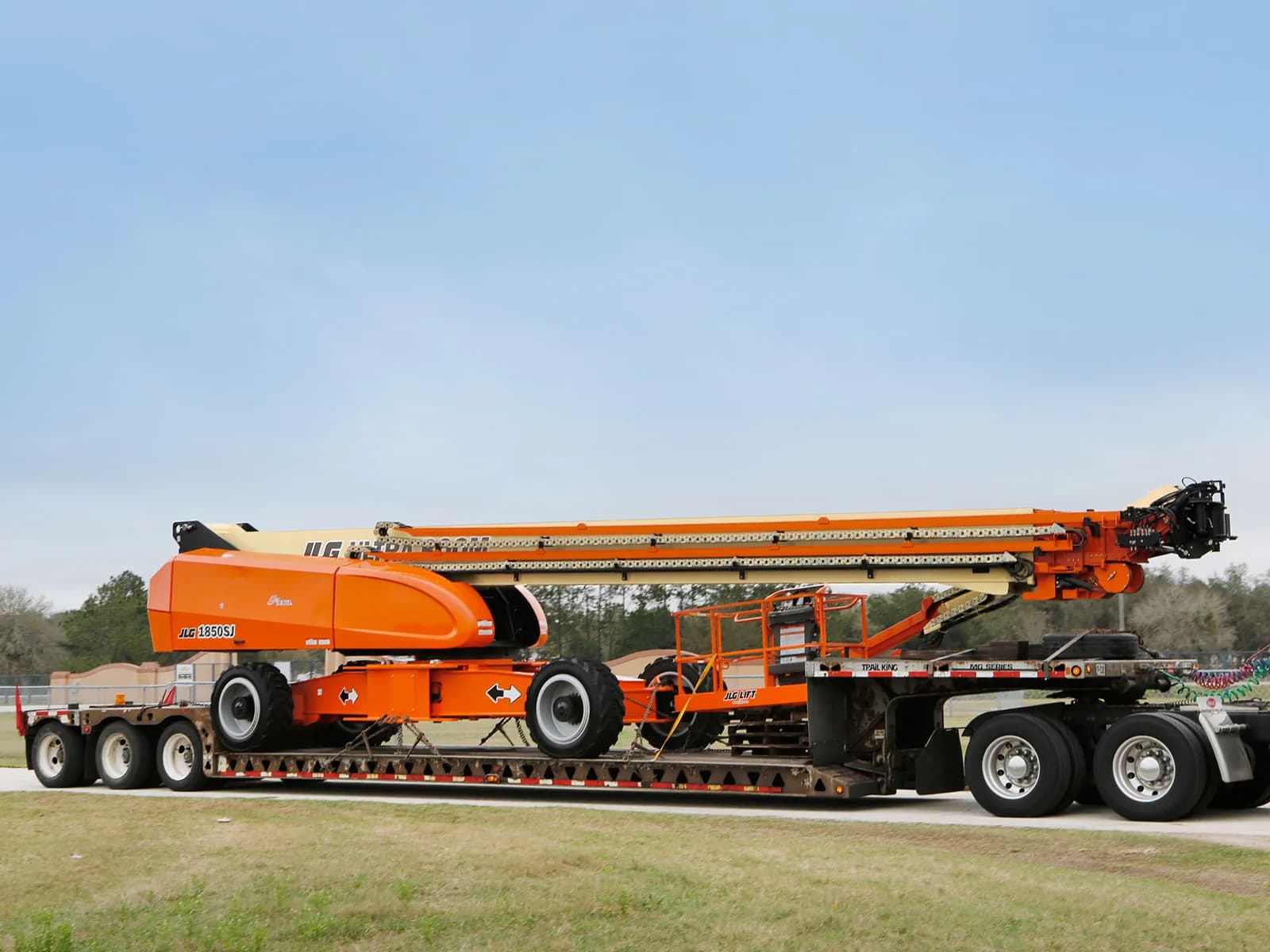 JLG 1850SJ 58.56m diesel telescopic boom lift